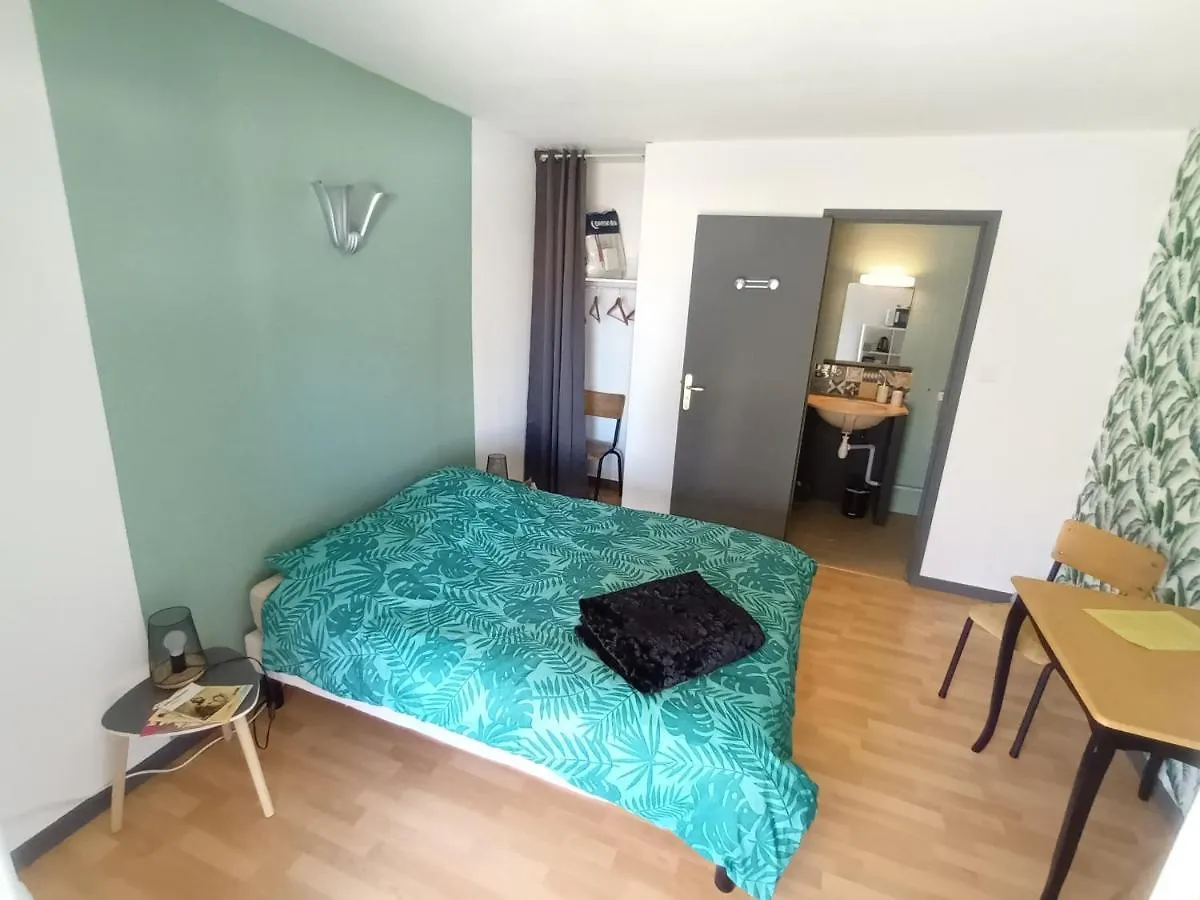 Le Miraillet, Chambre Hote Saint-Illide Bed & Breakfast